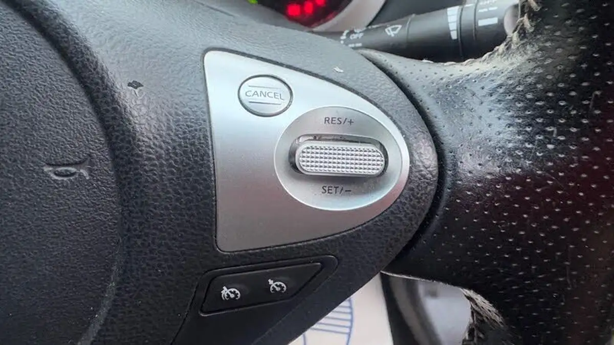 2014-nissan-juke-15dci-acenta-premium-116ps-big-25