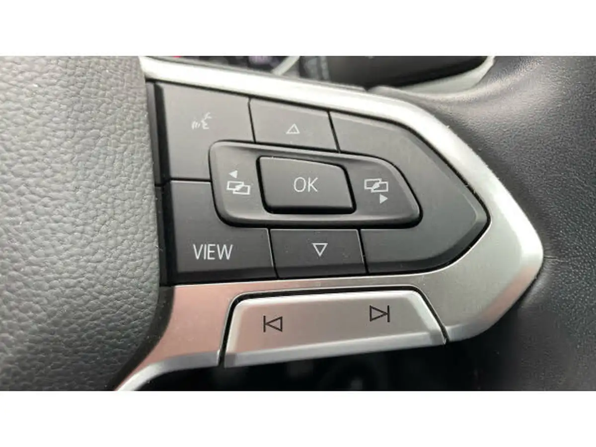 2020-volkswagen-passat-15-tsi-sel-saloon-4d-big-43