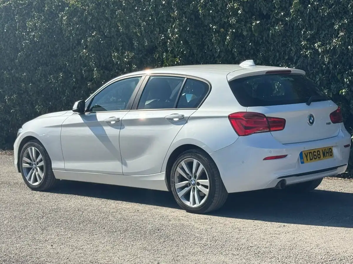 2018-bmw-1-series-15-118i-sport-5d-auto-big-5