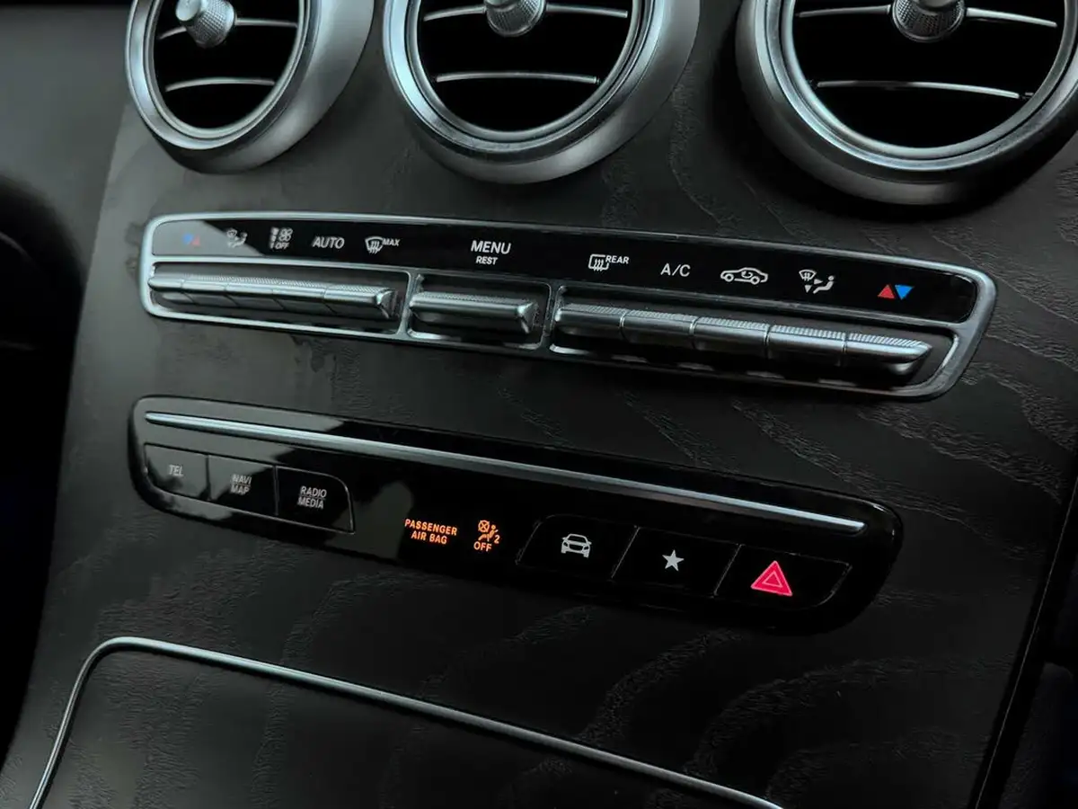 2022-mercedes-benz-glc-class-20d-glc300d-amg-line-premium-245ps-station-wagon-5d-1950cc-big-38