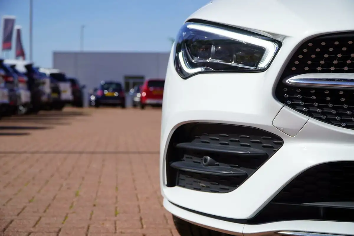2022-mercedes-benz-cla-13-cla-180-amg-line-premium-plus-coupe-4d-big-69