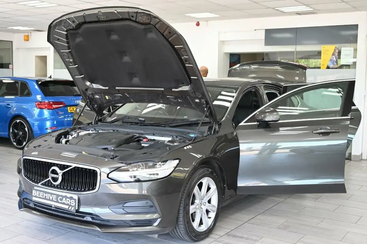 2018-volvo-s90-20td-d4-momentum-big-11