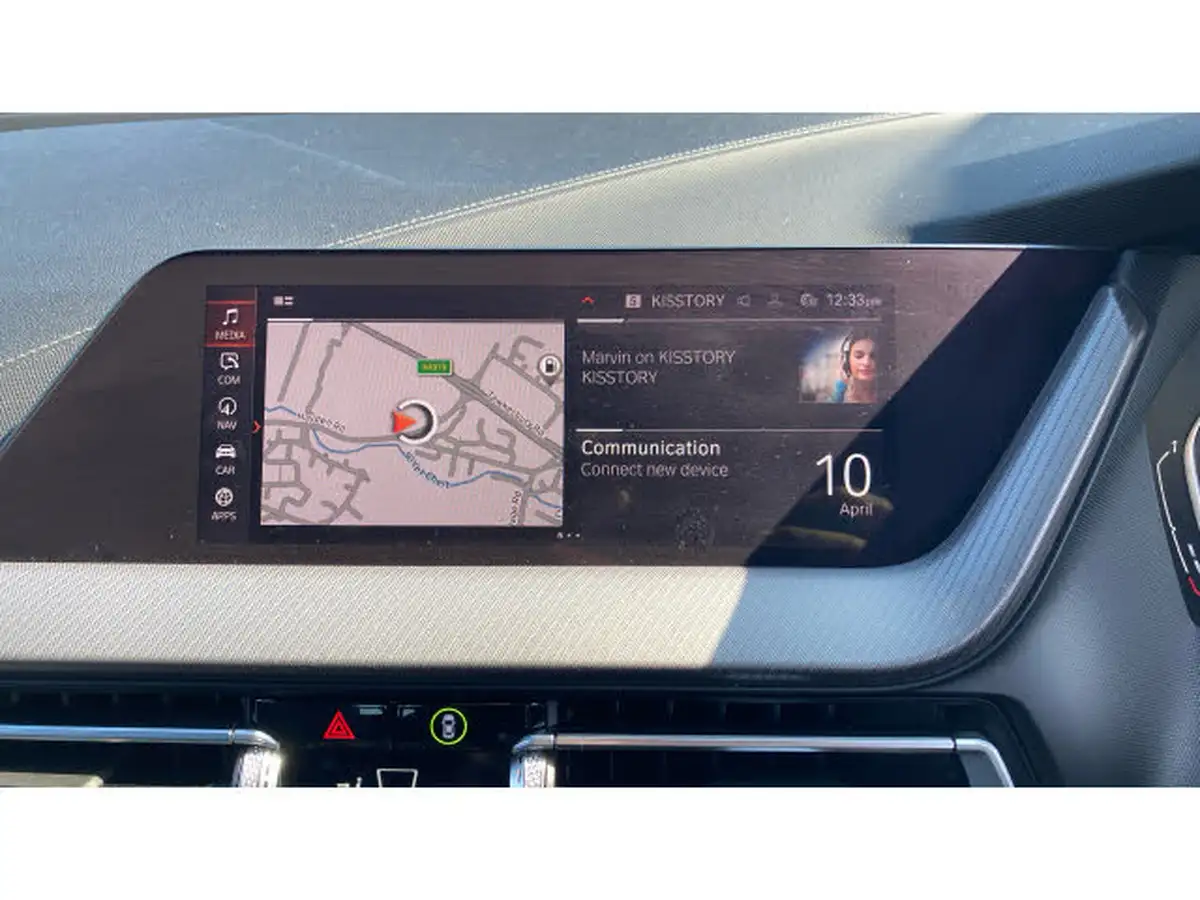 2020-bmw-1-series-20td-120d-xdrive-m-sport-big-11