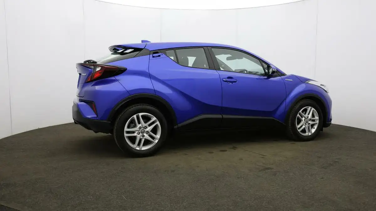 2021-toyota-c-hr-18-vvt-i-icon-big-53