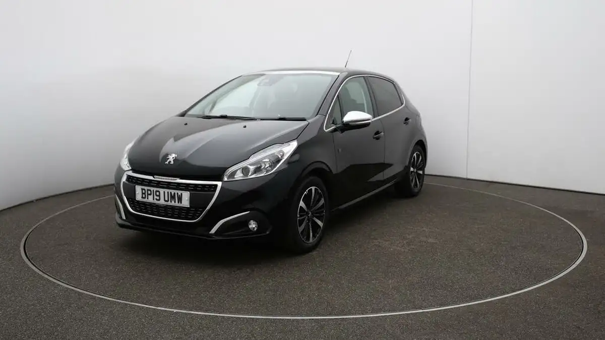 2019-peugeot-208-12-puretech-tech-edition-82bhp-big-36