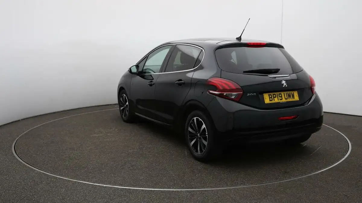 2019-peugeot-208-12-puretech-tech-edition-82bhp-big-60