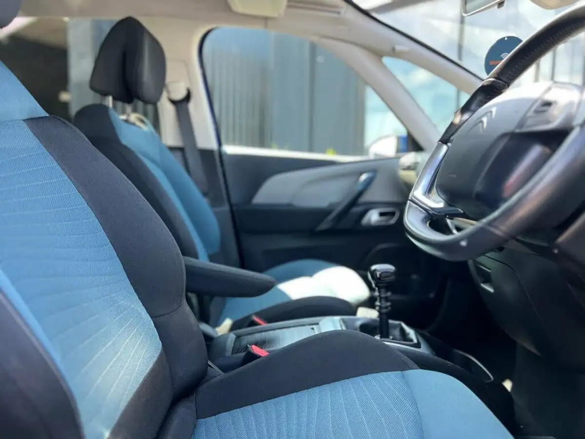 2018-citroen-grand-c4-spacetourer-12-puretech-feel-big-8