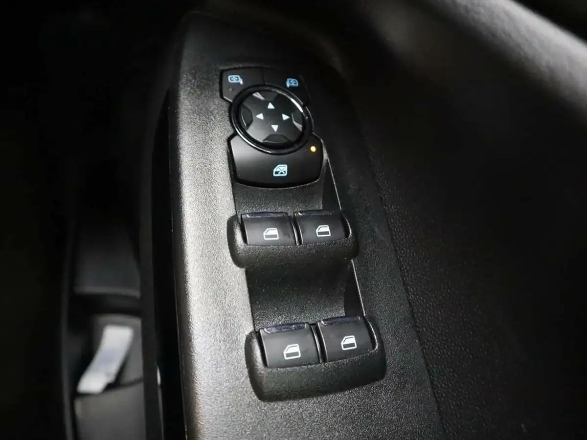 2022-ford-ecosport-10t-titanium-big-38