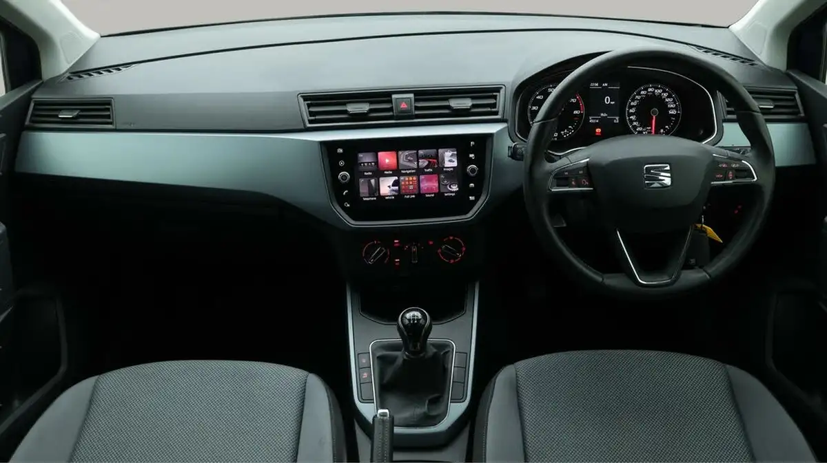 2019-seat-arona-10-tsi-se-technology-95ps-ss-big-13
