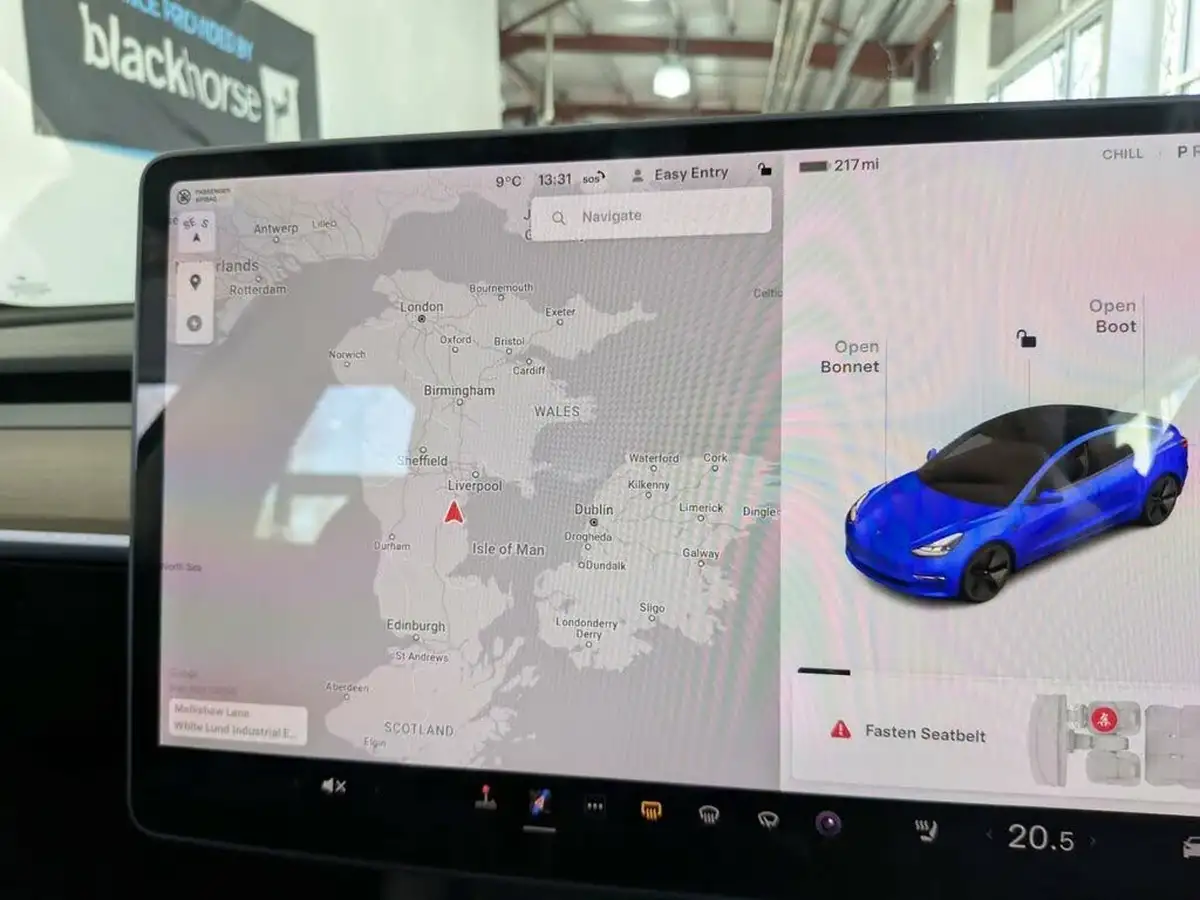 2020-tesla-model-3-e-standard-plus-big-17