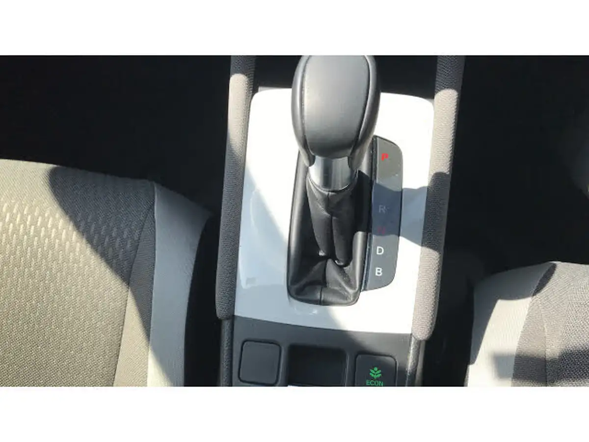 2021-honda-jazz-15-i-mmd-crosstar-ex-109ps-two-tone-big-39