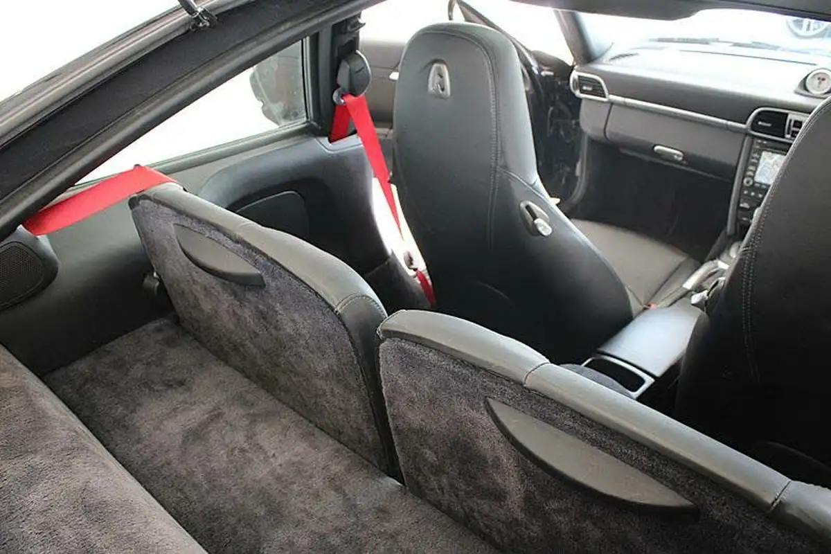 2023-porsche-taycan-e-turbo-s-big-34