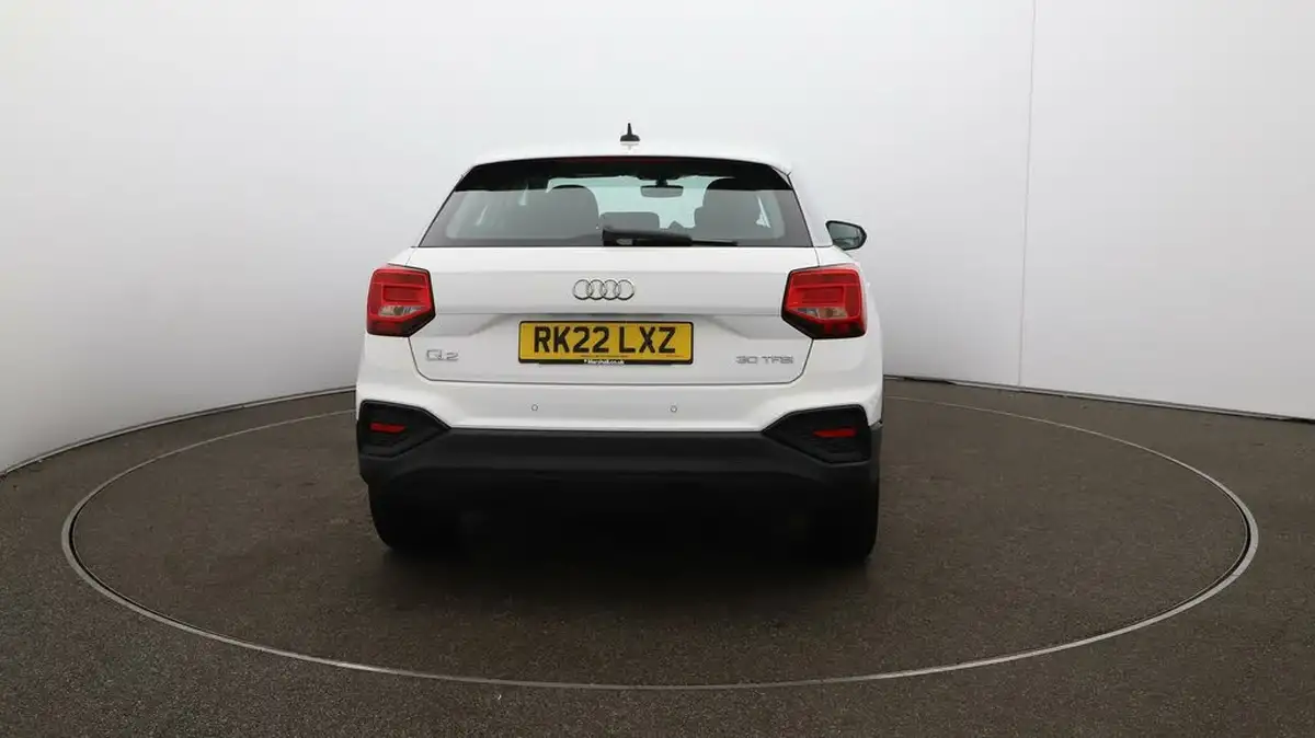 2022-audi-q2-10-30-tfsi-technik-big-56