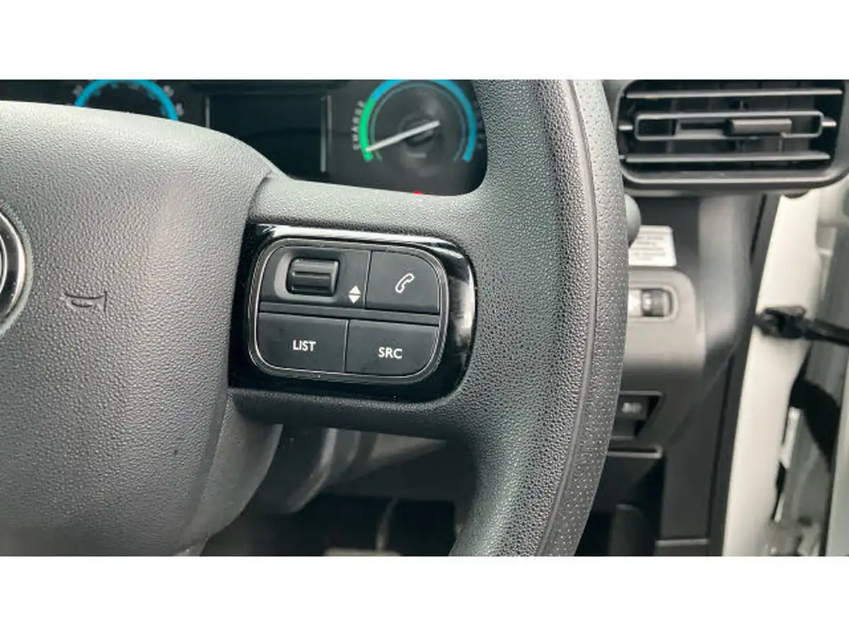 2021-toyota-proace-city-e-icon-big-28
