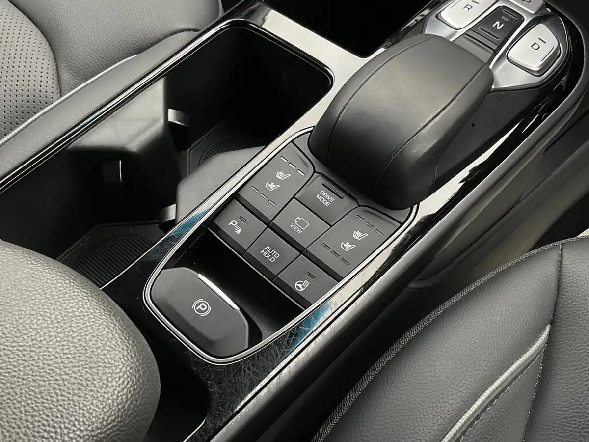 2021-hyundai-ioniq-e-premium-se-electric-100kw-big-25