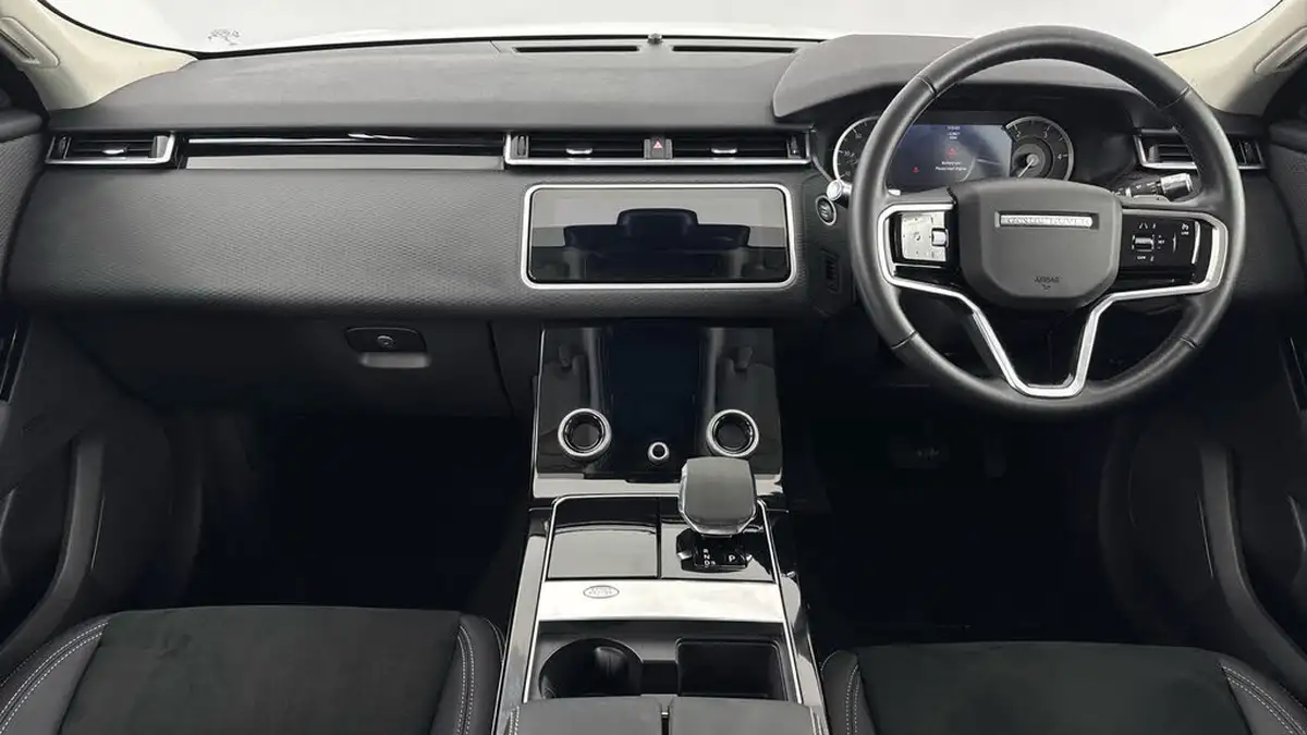 2022-land-rover-range-rover-velar-20-d200-velar-big-10