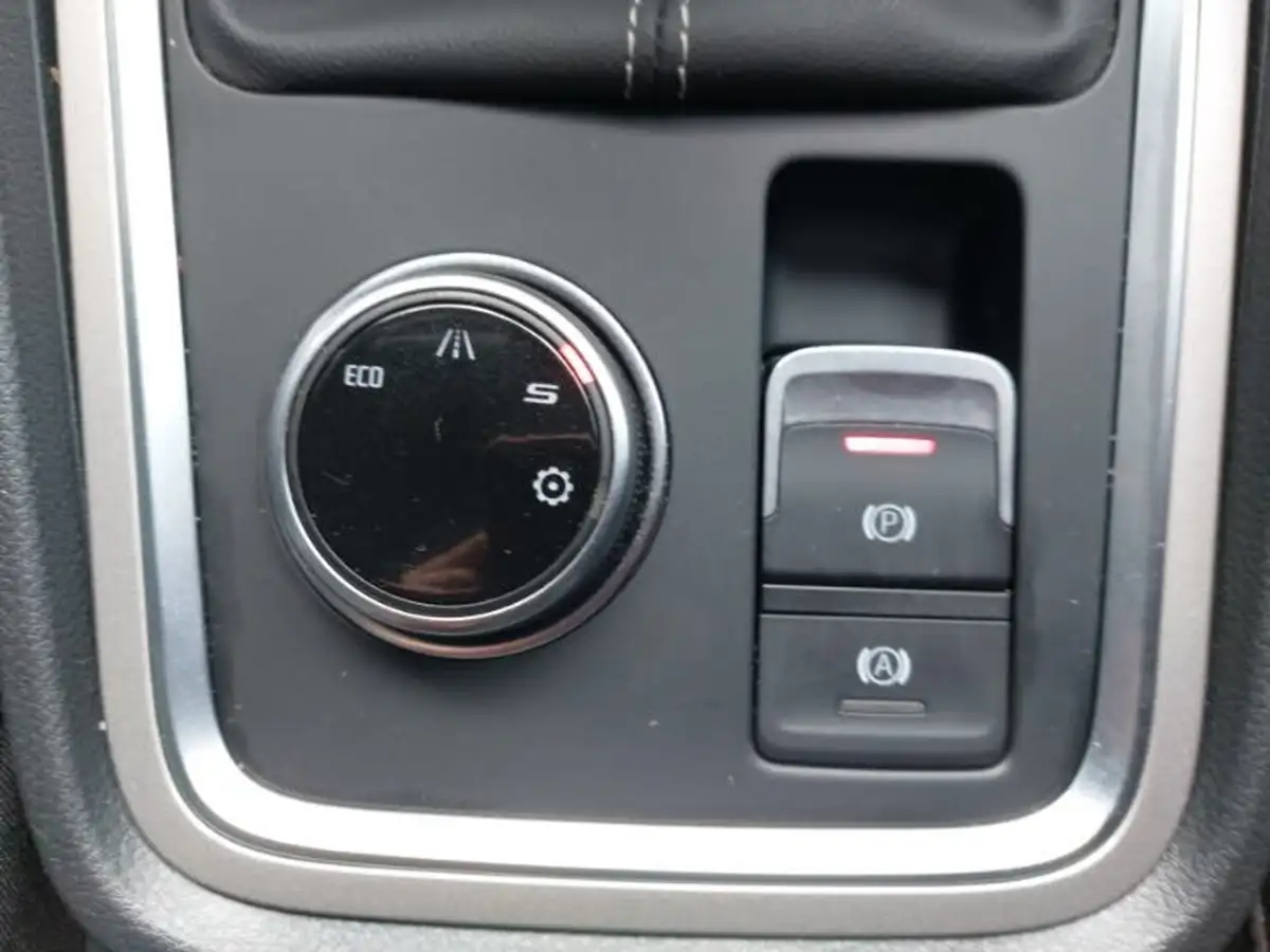 2023-seat-ateca-15-ecotsi-xperience-big-11