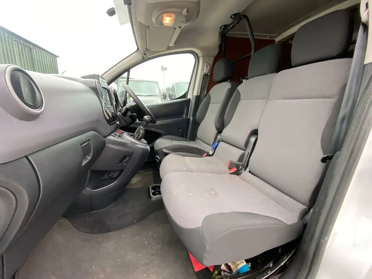 2018-citroen-berlingo-16td-l1625-enterprise-special-edition-panel-big-8