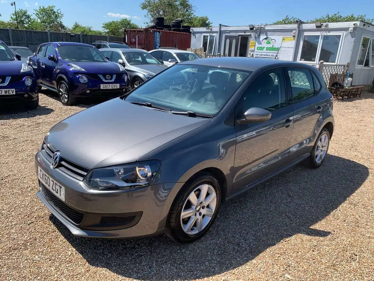 2010-volkswagen-polo-14-se-86ps-5d-dsg-big-2