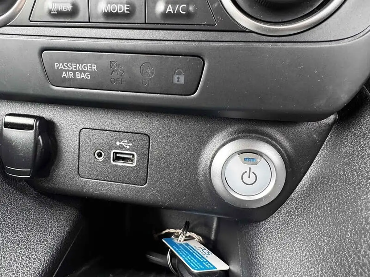 2022-nissan-leaf-e-acenta-big-34