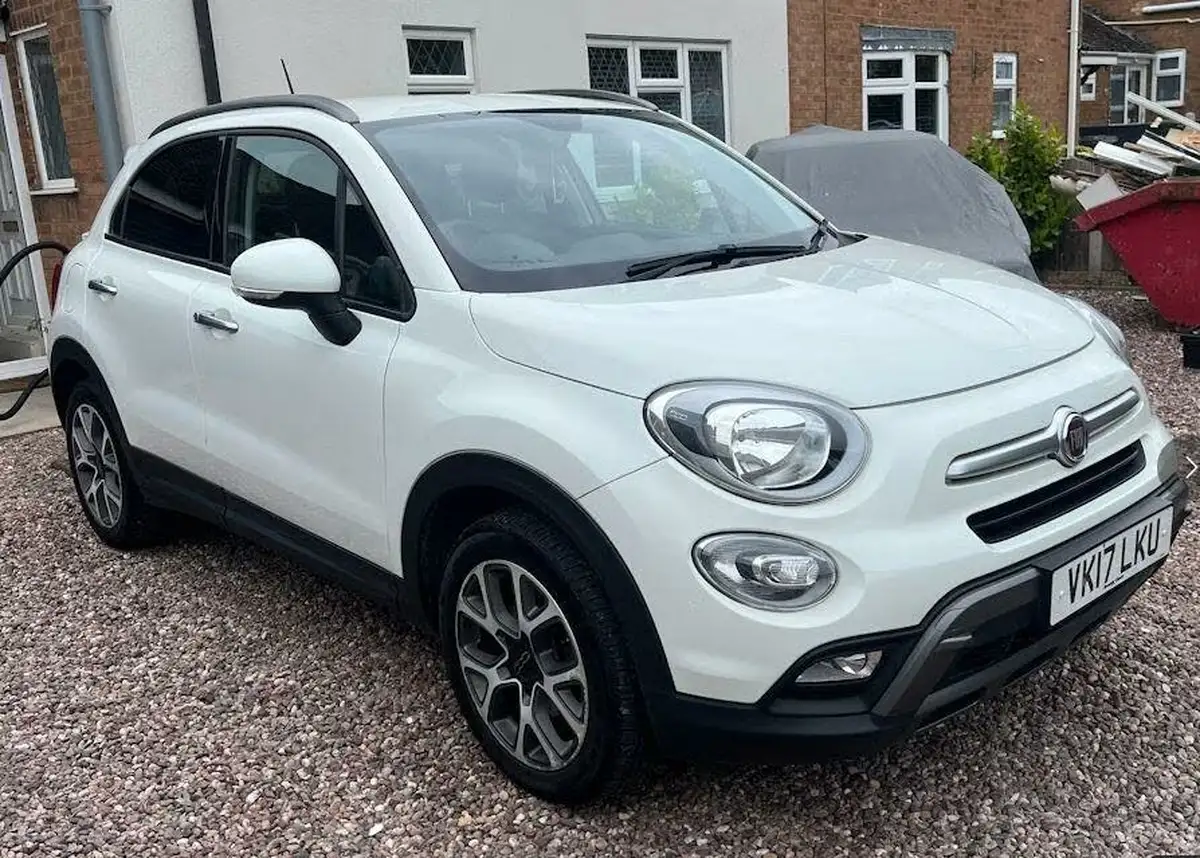 2017-fiat-500x-16multijet-cross-ddct-big-0