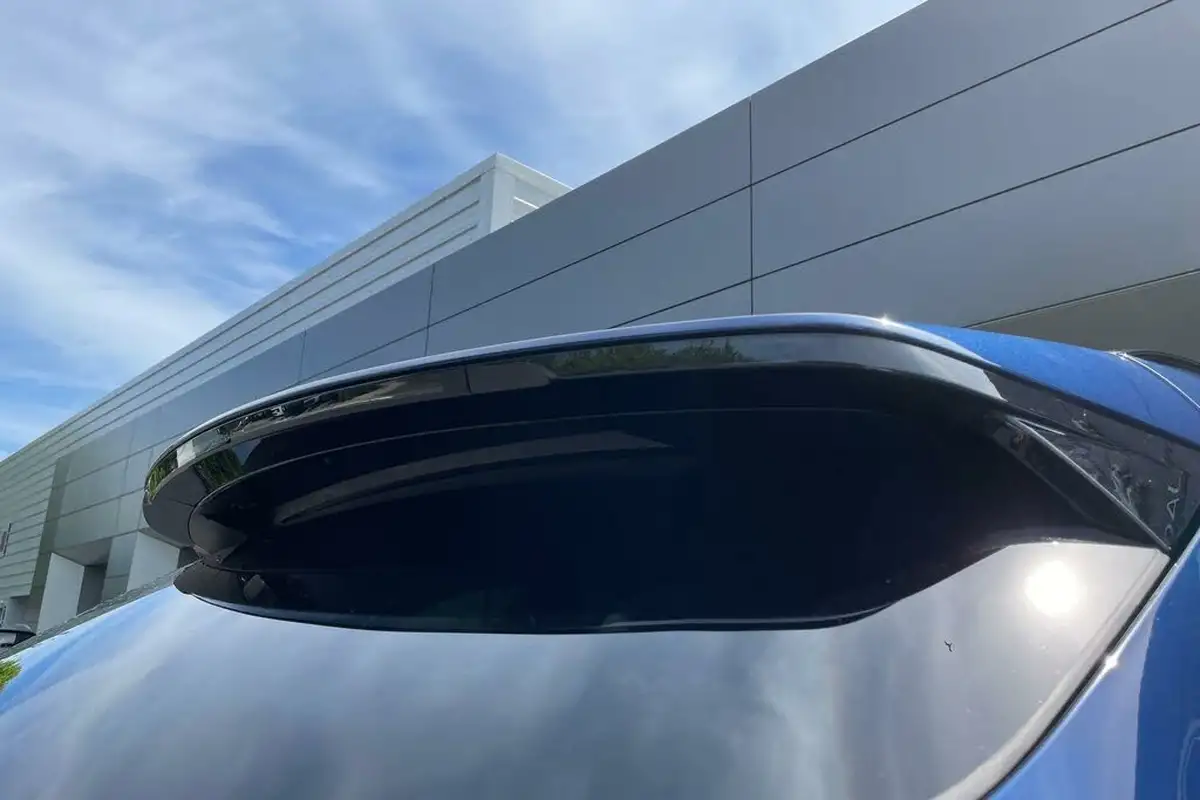 2022-jaguar-f-pace-20-d200-r-dynamic-black-big-35