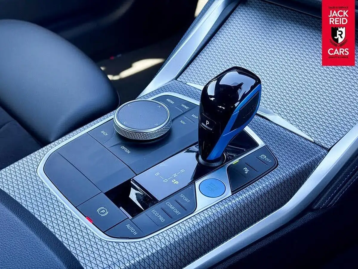 2022-bmw-i4-e-edrive40-m-sport-big-31