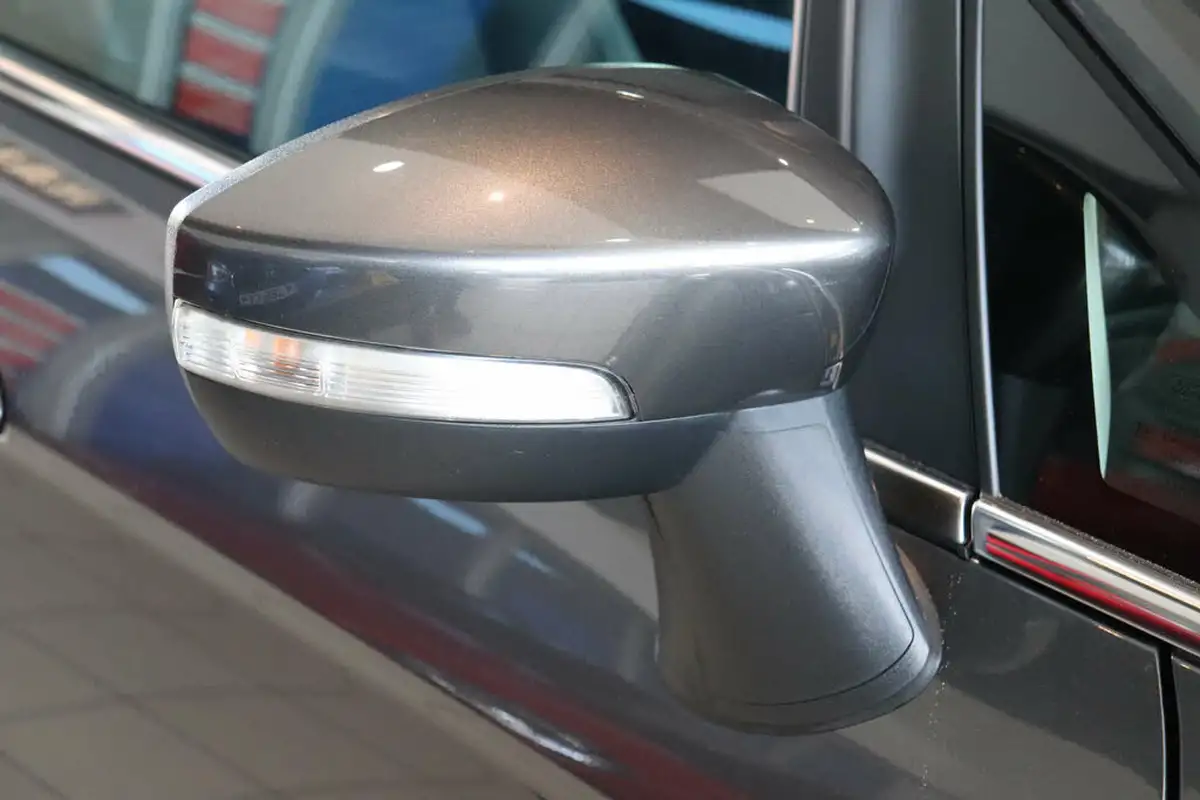 2018-ford-ecosport-10t-titanium-125ps-ss-big-68