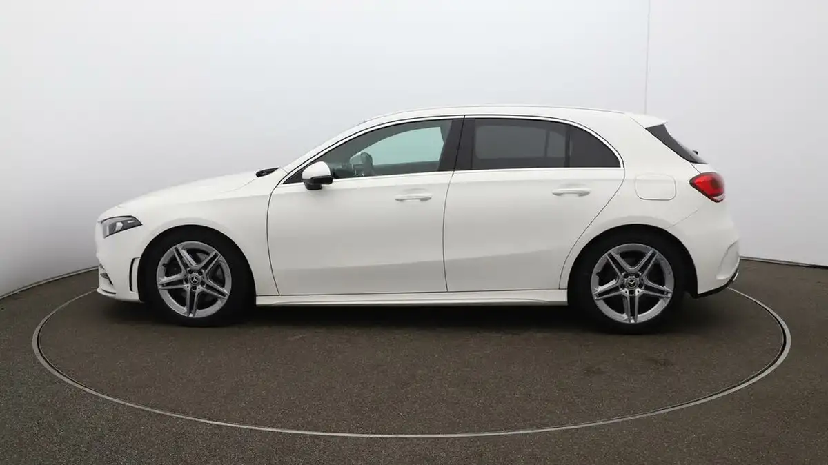 2020-mercedes-benz-a-class-20d-a220d-amg-line-hatchback-5d-big-55