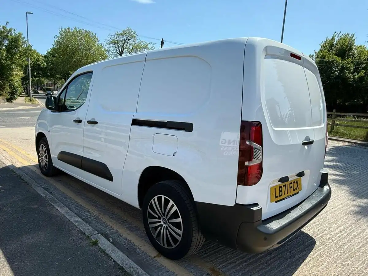 2021-citroen-berlingo-15bluehdi-1000-enterprise-pro-100pseu6d-big-5