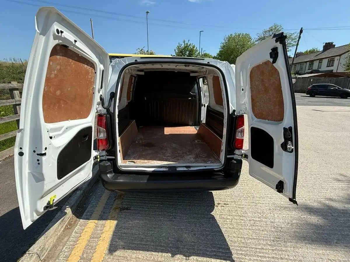 2021-citroen-berlingo-15bluehdi-1000-enterprise-pro-100pseu6d-big-29