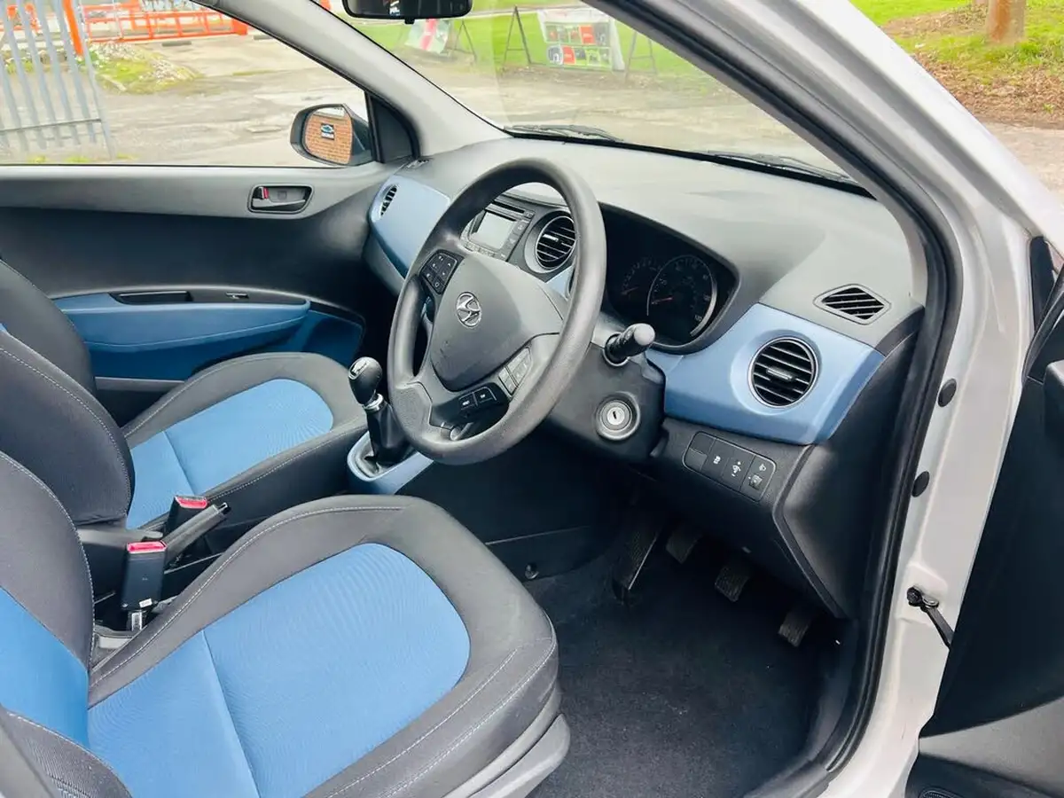 2015-hyundai-i10-10-se-big-8