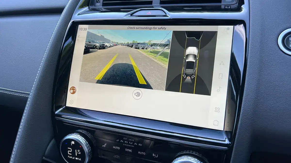 2023-jaguar-e-pace-15-p300e-r-dynamic-s-big-11