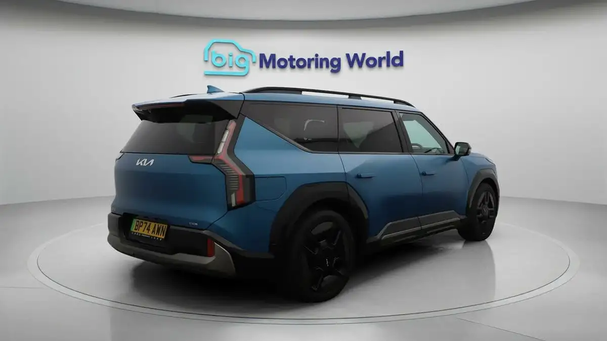 2025-kia-ev9-e-gt-line-s-7-big-7