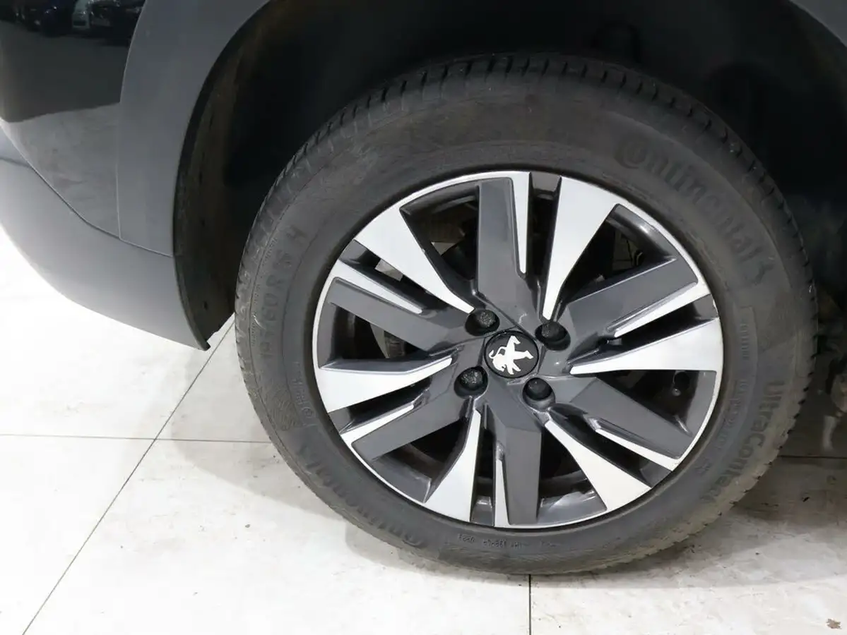 2019-peugeot-2008-suv-12-puretech-allure-premium-82bhp-big-50