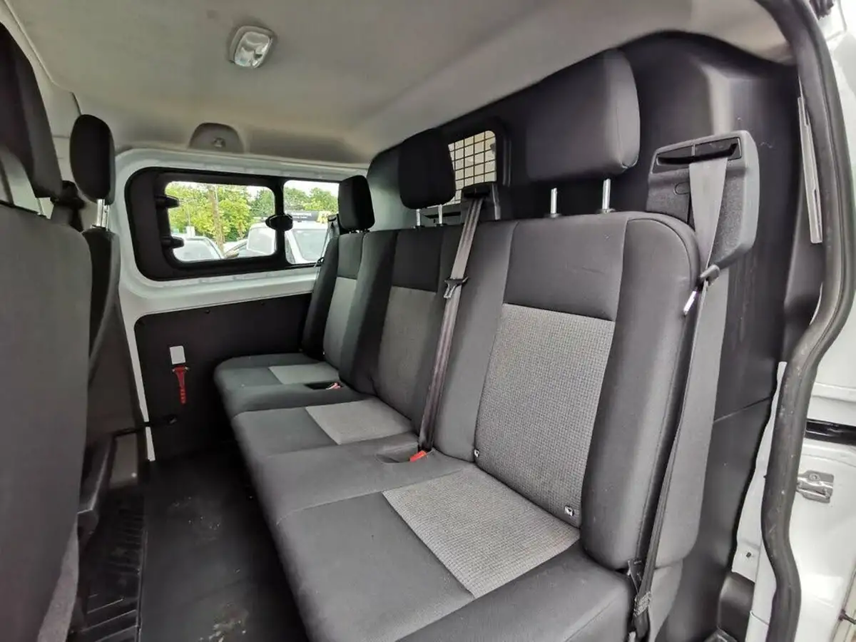 2018-ford-transit-custom-20tdci-320-l1h1-105pseu6-double-cab-in-van-big-10