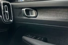 2022-volvo-xc40-15-t4-r-design-small-41