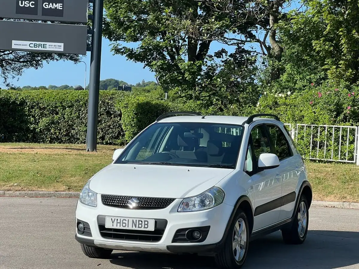2011-suzuki-sx4-16-sz5-big-9