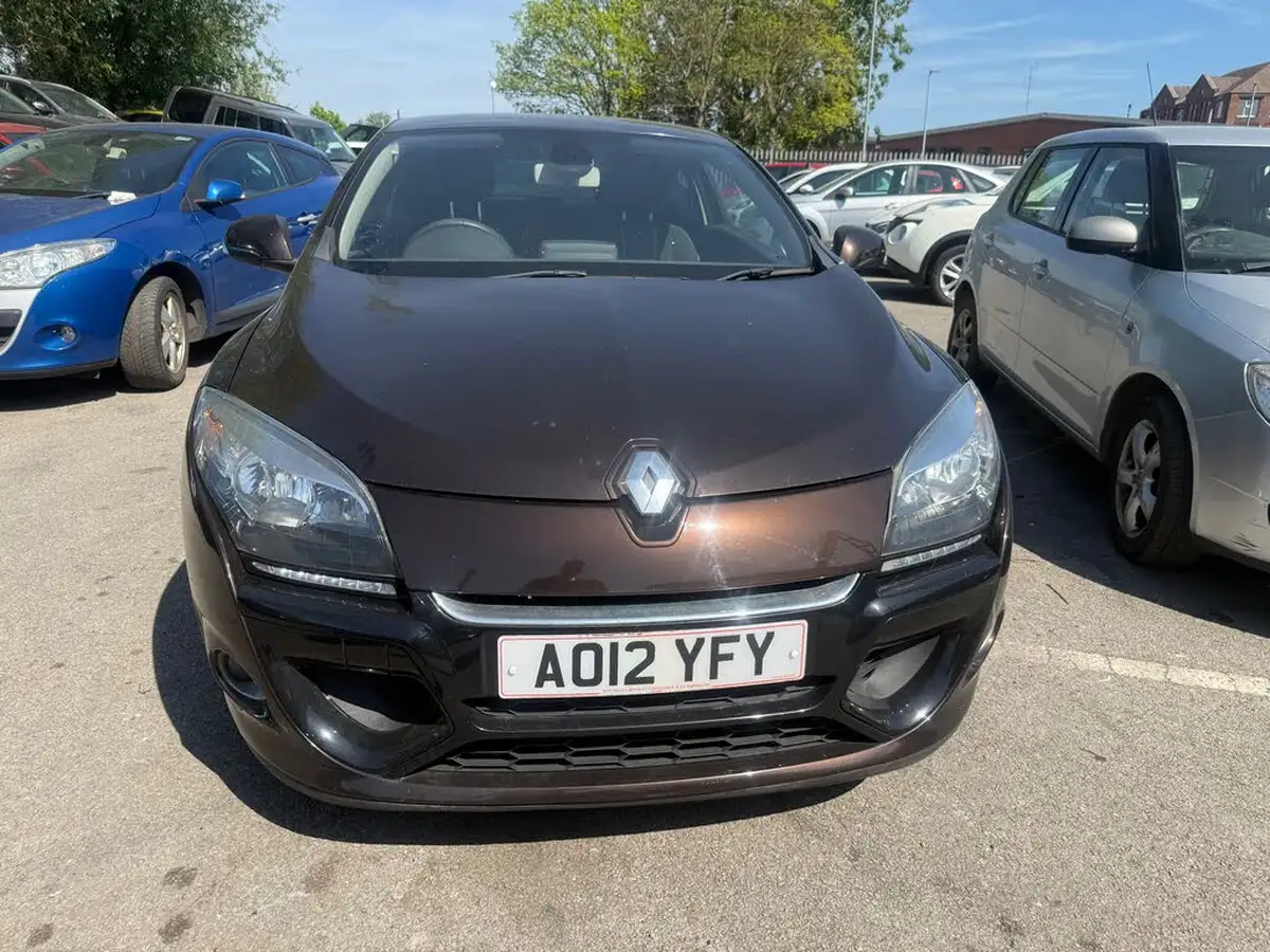 2012-renault-megane-15dci-dynamique-tom-tom-coupe-3d-big-8