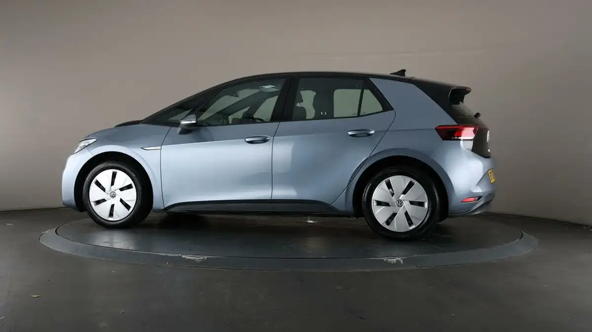 2020-volkswagen-id3-e-life-big-35