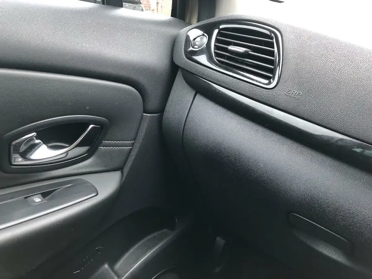 2014-renault-scenic-15td-dynamique-tom-tom-energy-ss-big-21