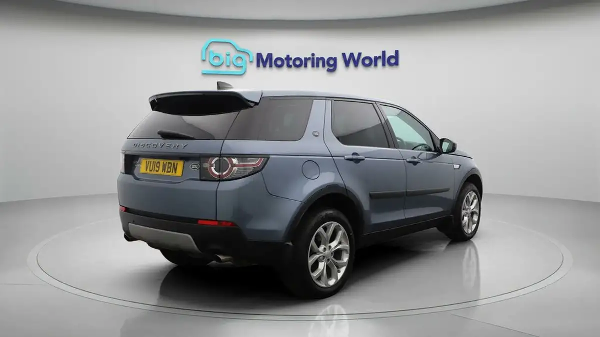 2019-land-rover-discovery-sport-20sd4-hse-big-7