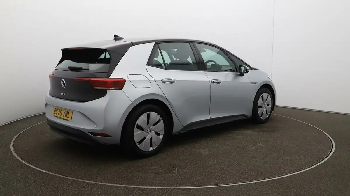2020-volkswagen-id3-e-life-big-53
