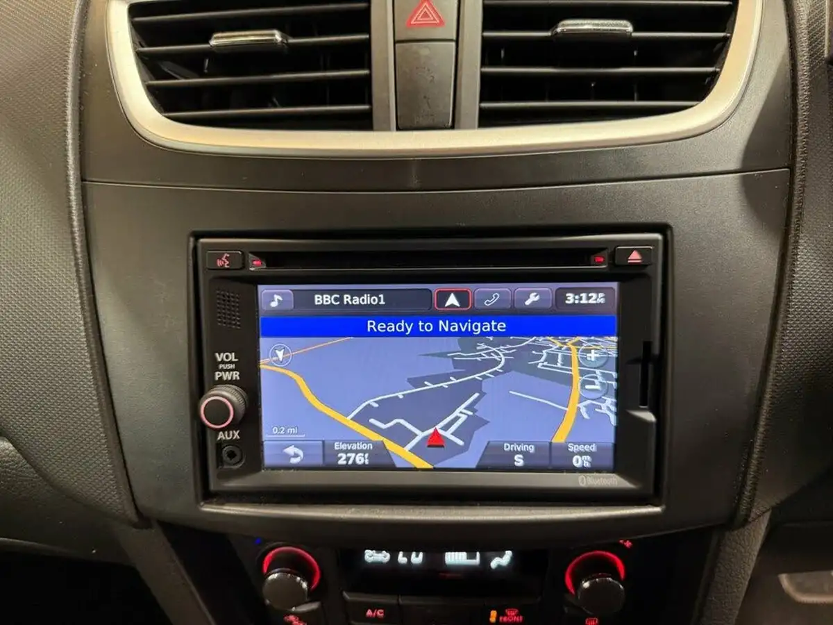 2014-suzuki-swift-12-sz4-94ps-nav-5d-at-big-22