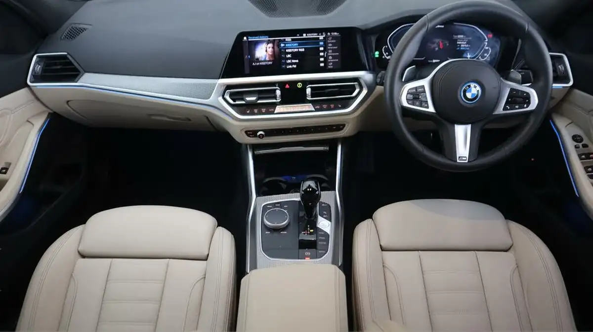 2022-bmw-3-series-20-330e-m-sport-pro-pack-saloon-4d-big-12
