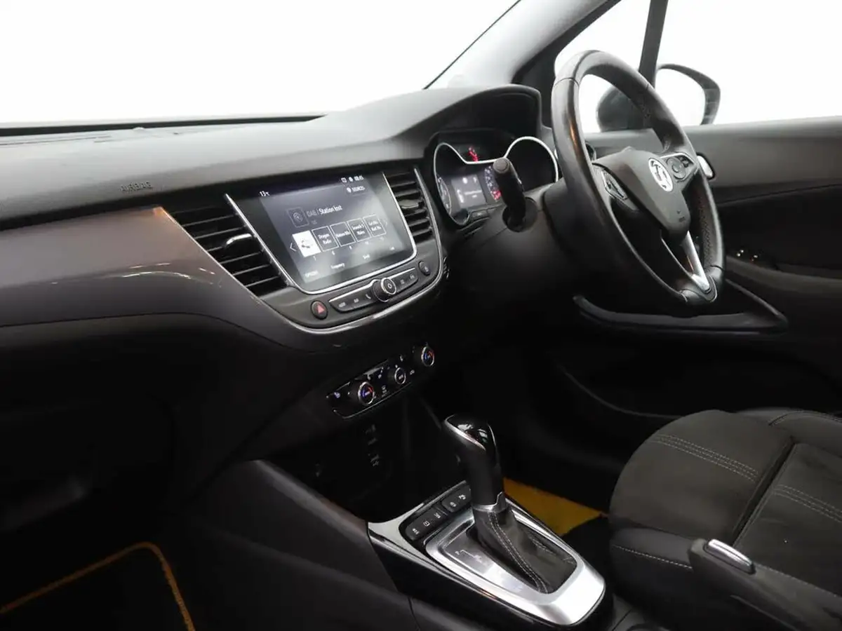 2022-vauxhall-crossland-12-ultimate-130ps-auto-big-12