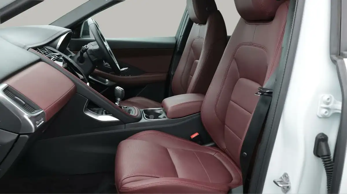 2022-jaguar-e-pace-20-d165-r-dynamic-se-big-13
