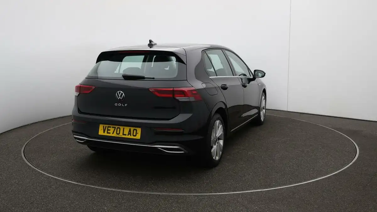 2021-volkswagen-golf-15-tsi-style-150ps-hatchback-big-55