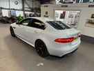 2016-jaguar-xe-20d-r-sport-180ps-auto-small-26