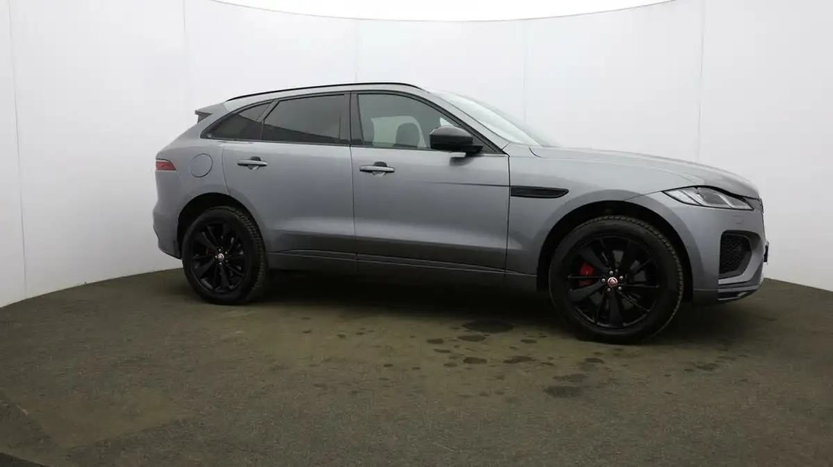 2022-jaguar-f-pace-20-p250-r-dynamic-black-big-49